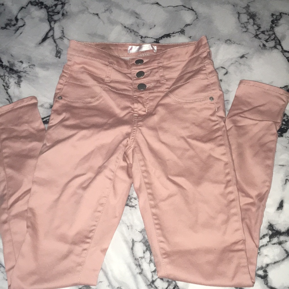 Cute rose gold high waisted skinny jeans🌸